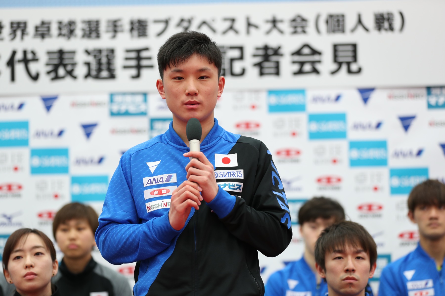 抱負を語る張本智和選手