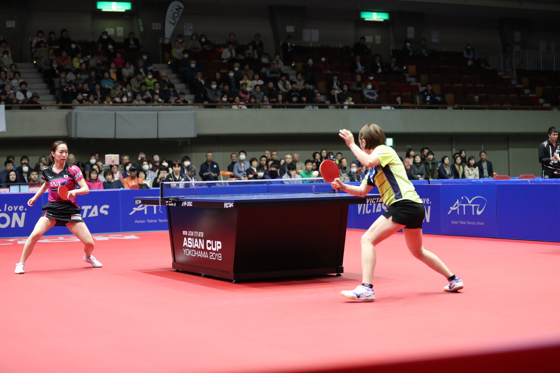 試合中の平野美宇選手