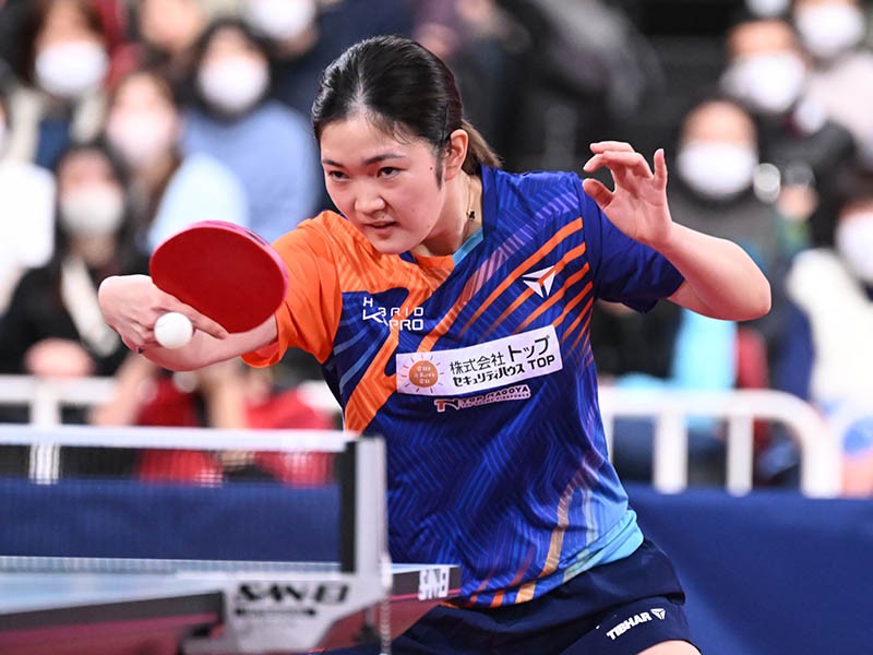 テクニカルな両ハンド速攻で大藤を倒した木原